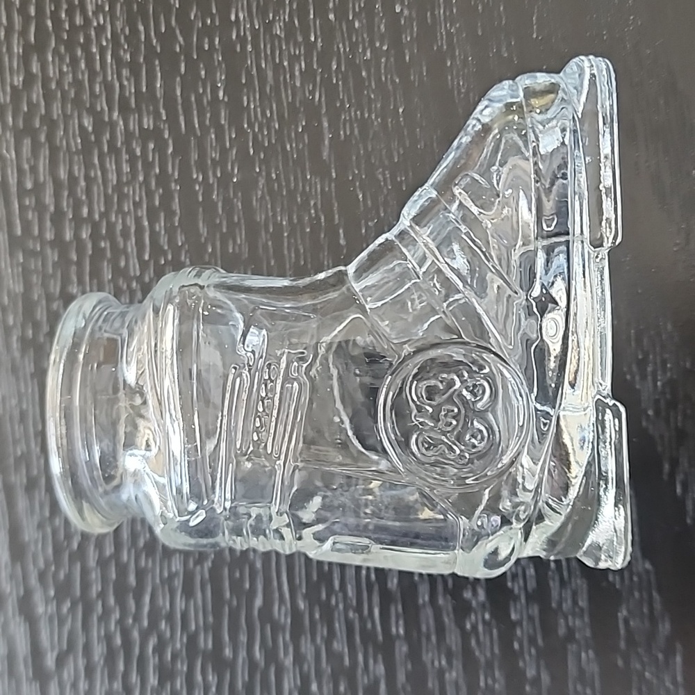 Baileys glass snow boot shot glass - Picture 2 of 3